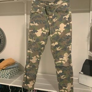 Camo pants